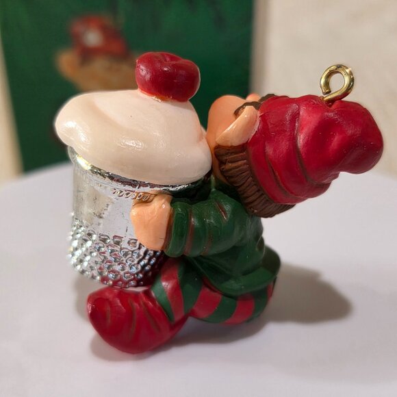 1983 Hallmark Keepsake Ornament Thimble Elf #6 Ice Cream Holiday Christmas NIB - Picture 4 of 11